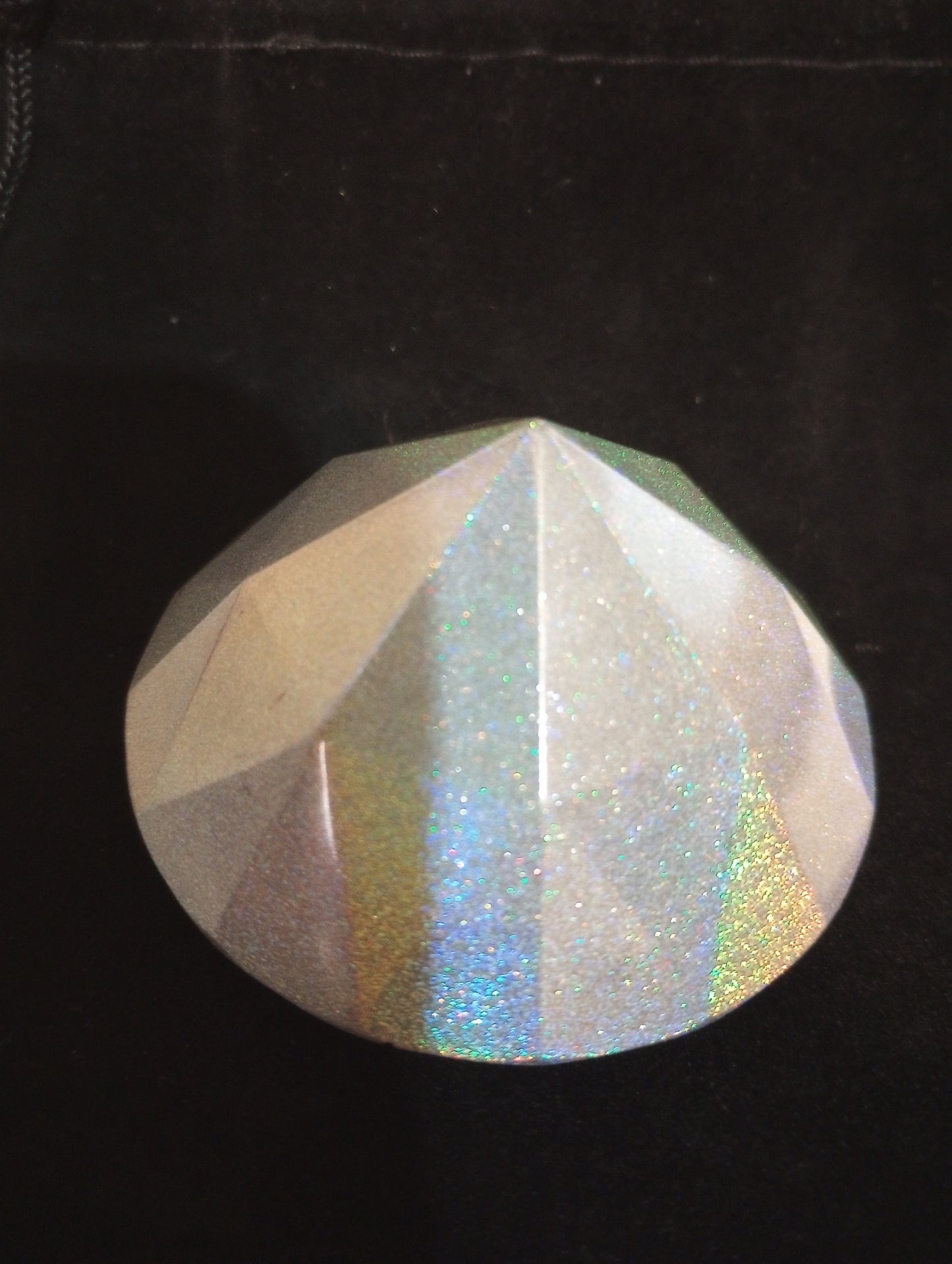 Holographic Diamond