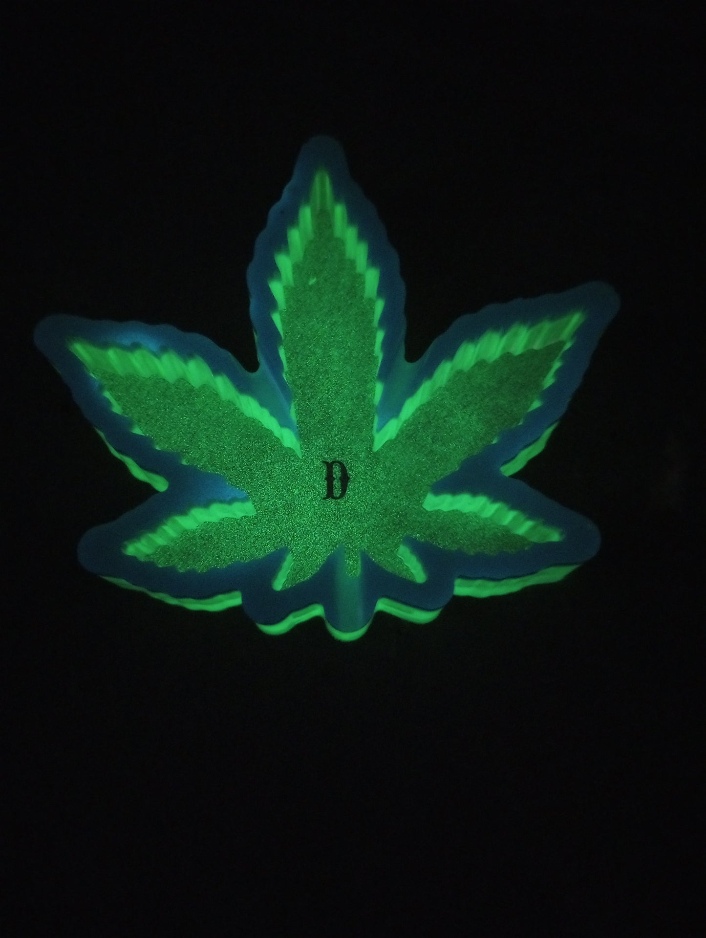 Glow in the dark ashtray