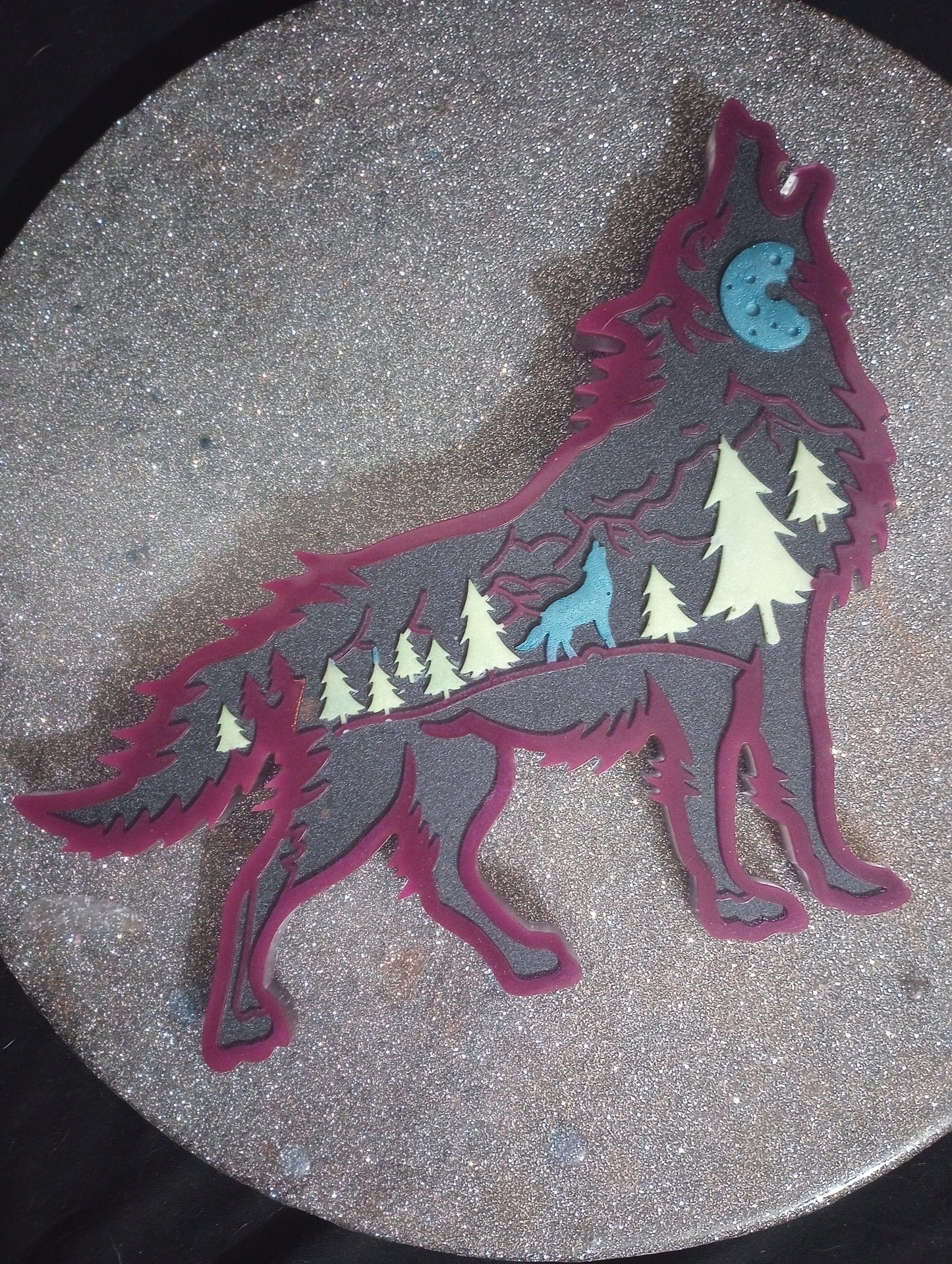 Limited Edition glow in the dark wolf