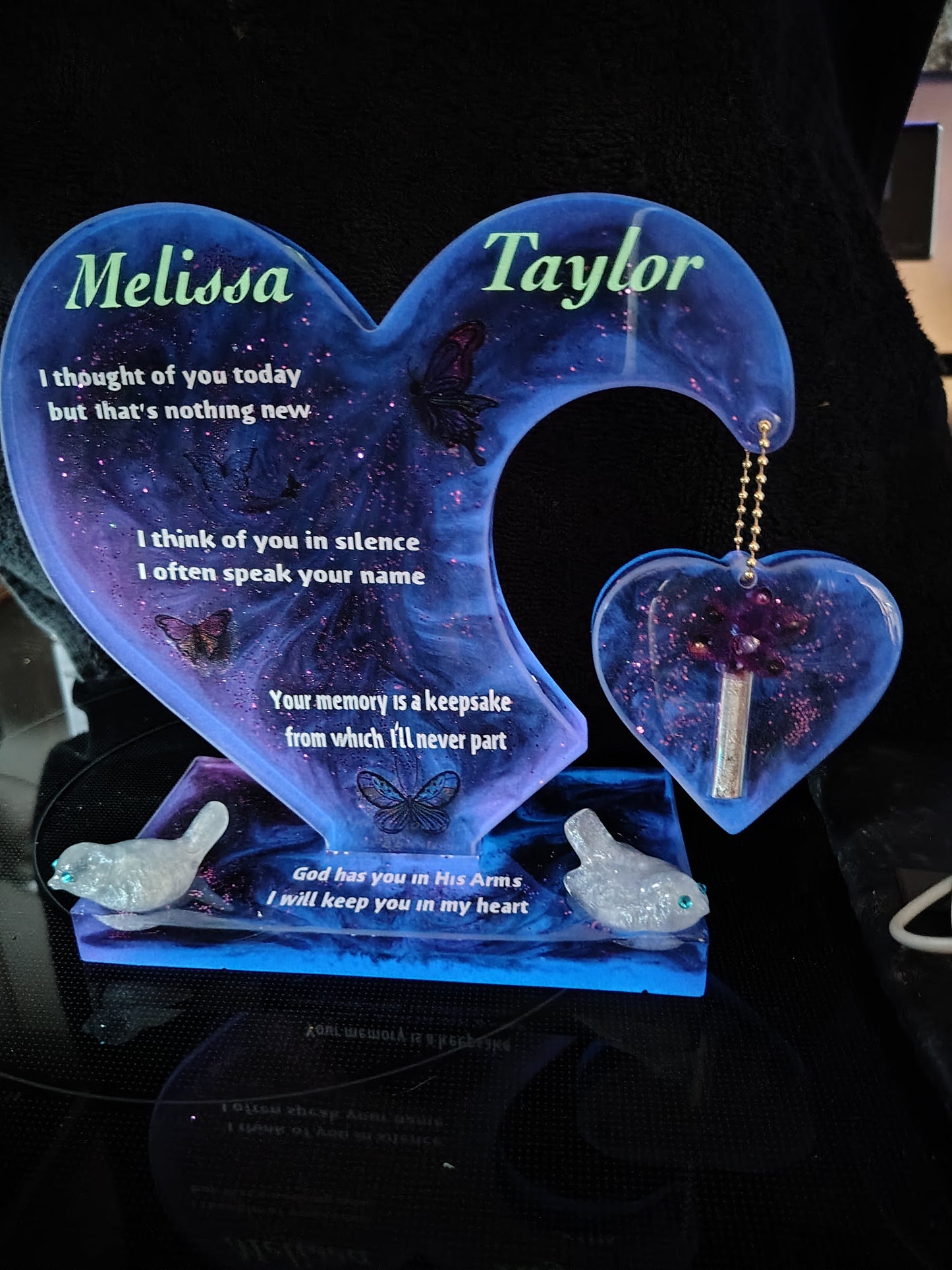 Personalized memorial heart