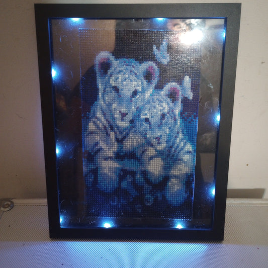 White cubs